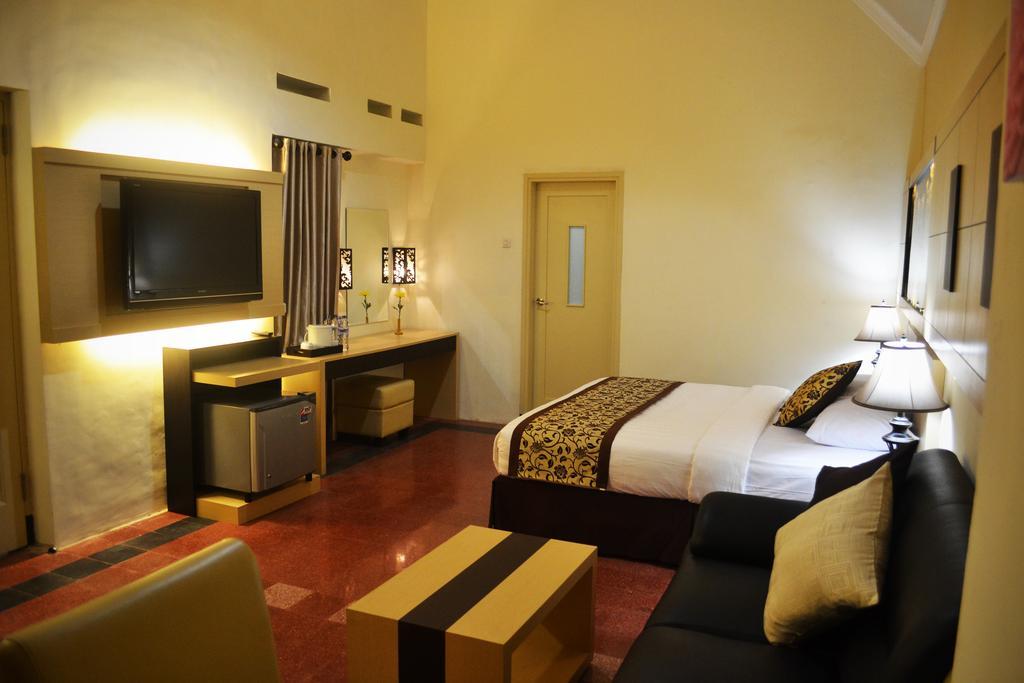 Srikandi Guesthouse Malang Pokój zdjęcie