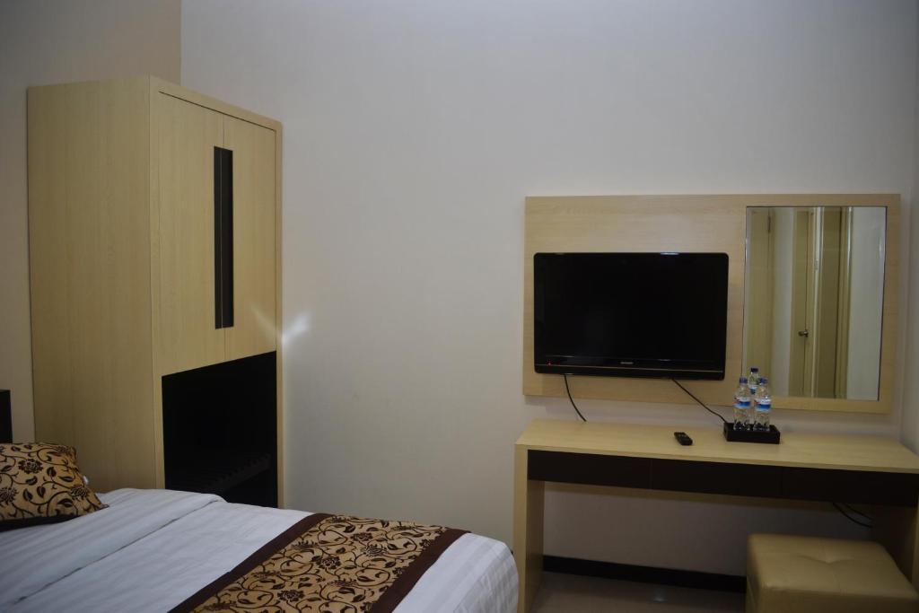 Srikandi Guesthouse Malang Zewnętrze zdjęcie